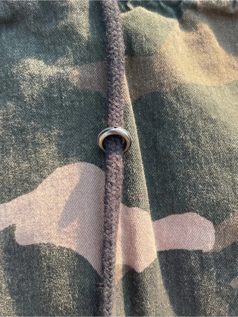H&M Divided Men’s Camo Jogger Pants Size 36 Drawstring Cargo Style